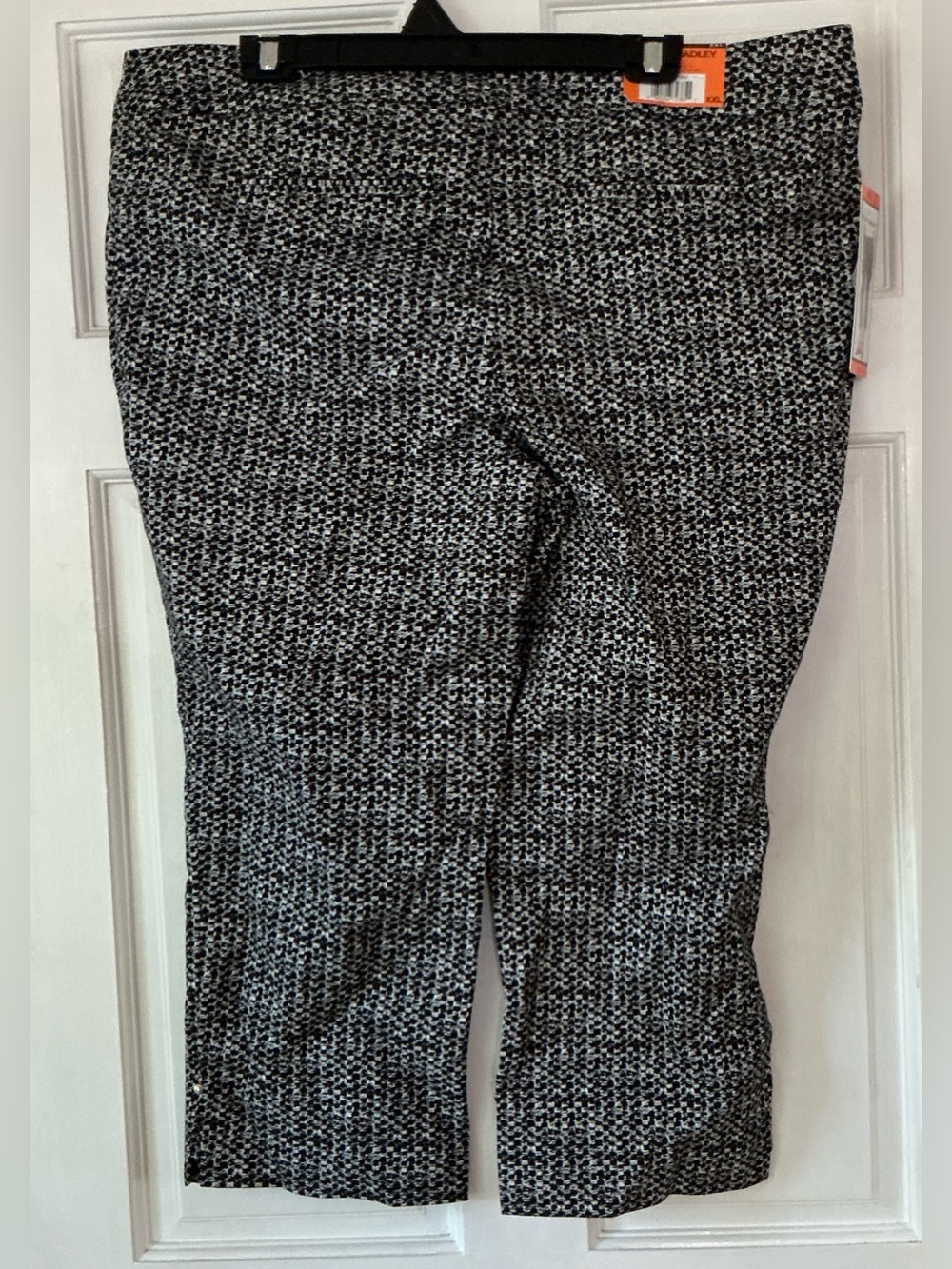 NEW HILARY RADLEY CROPPED PANTS - XXL